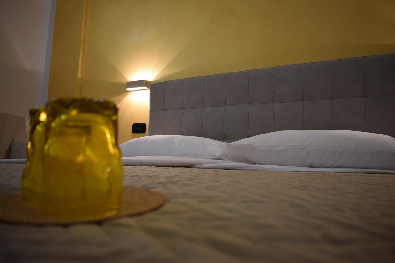 Corallo Rooms Salerno Luaran gambar