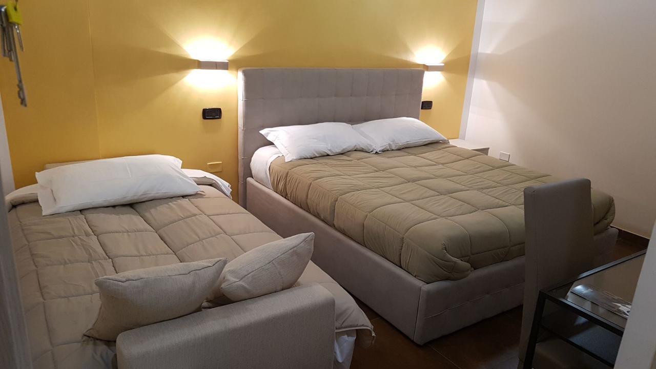 Corallo Rooms Salerno Luaran gambar
